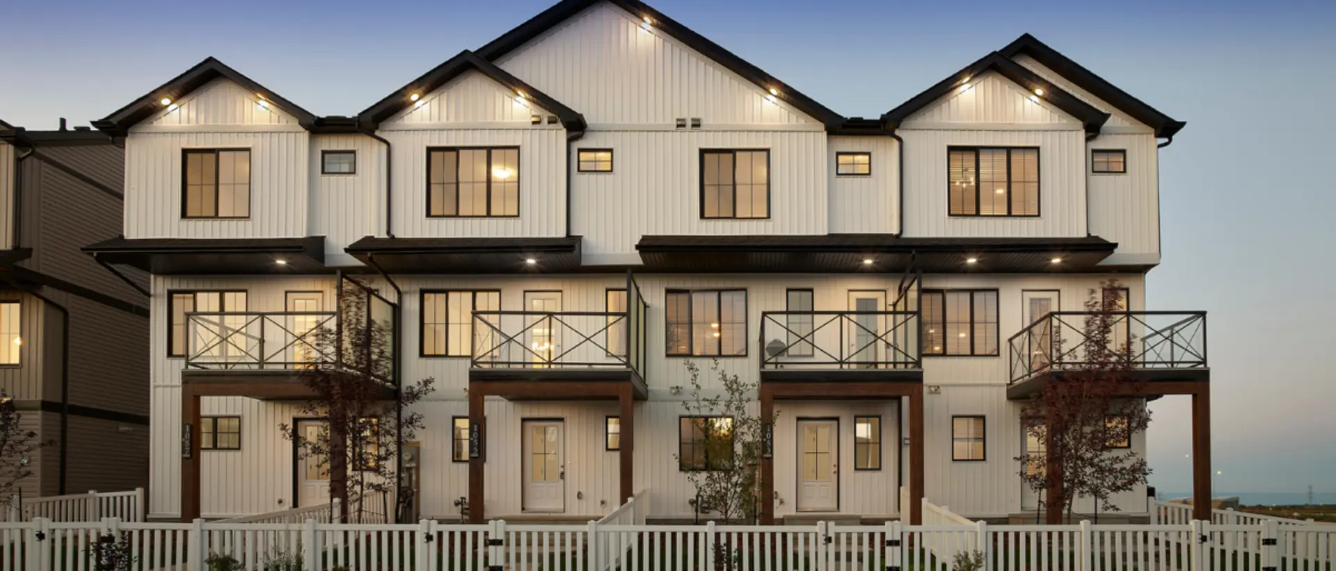 Alces Townhomes by StreetSide