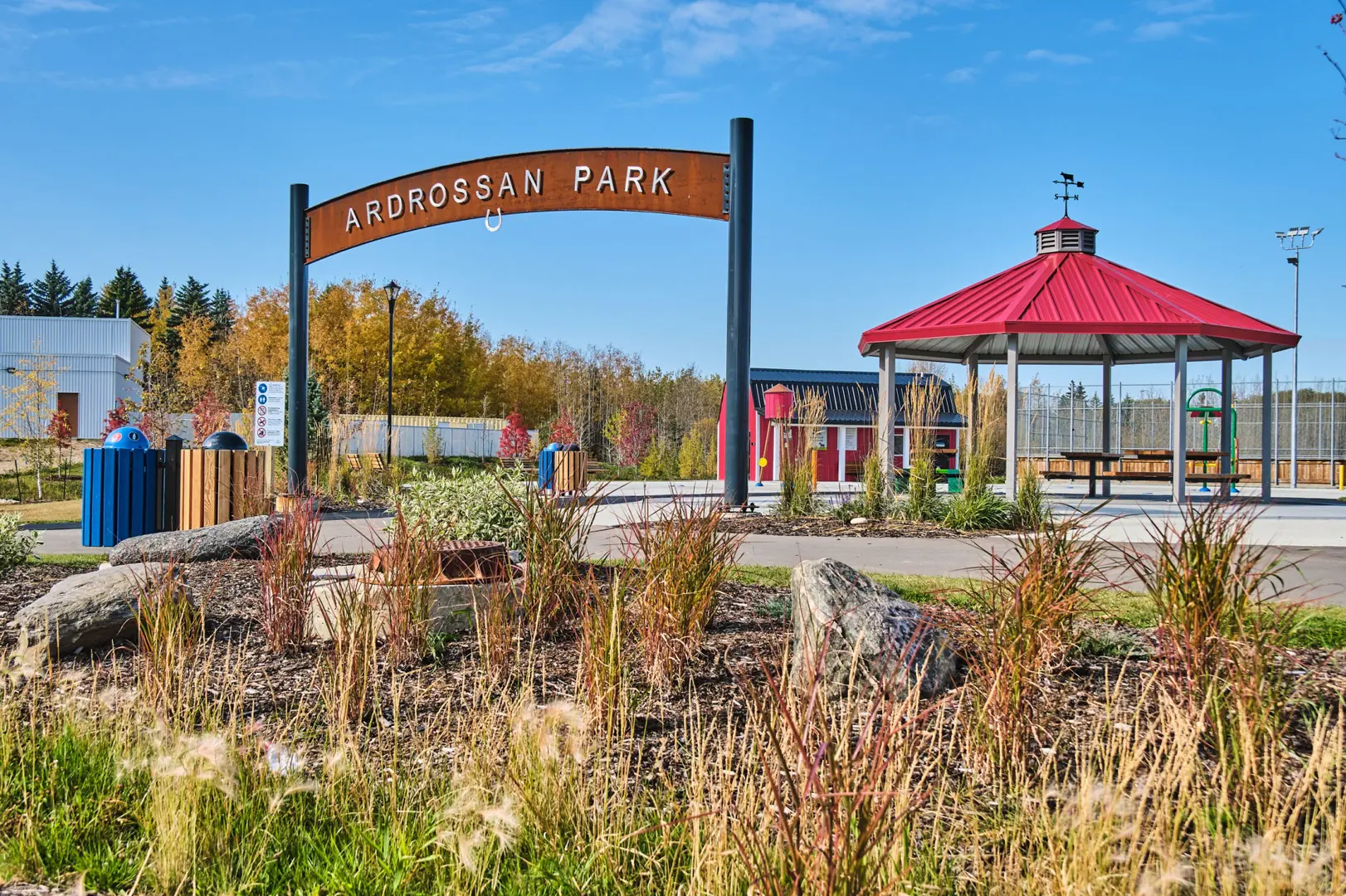 Ardrossan, Amenities