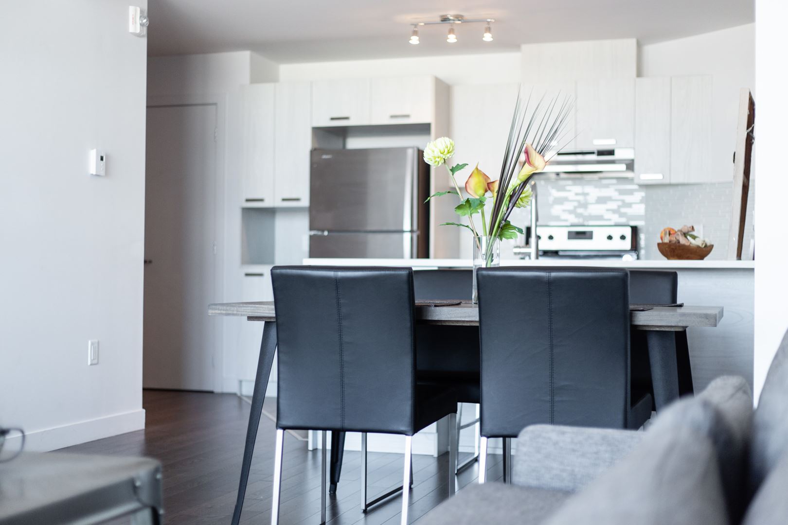 EQ8 – Phase 9 Condos rendering 3