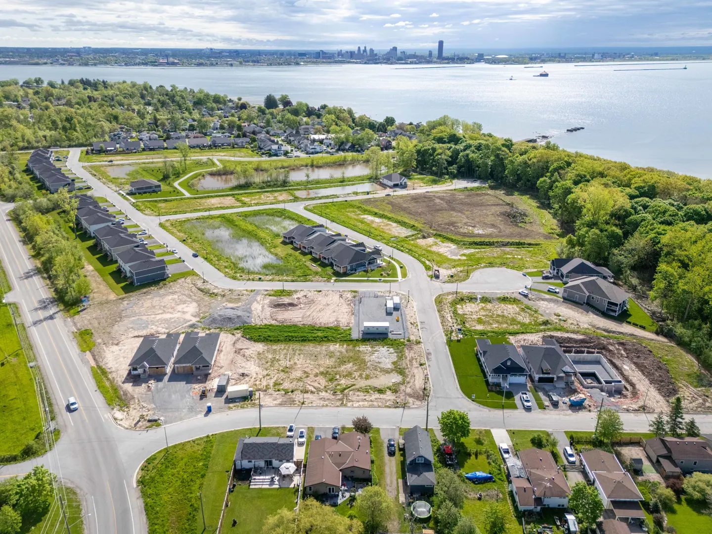 Harbourtown Village Towns - Bungalow Townhomes, Fort Erie. Artist’s rendering.