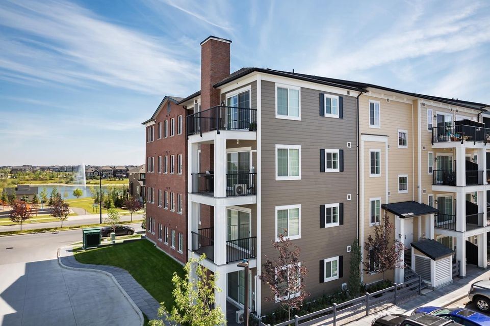 Legacy Park Condos project imagery
